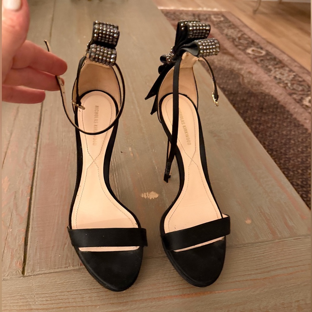 Nicholas Kirkwood Black Bow Embellished Satin Heels Size 39 Made in Italy